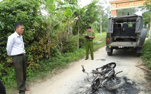 Ấn tượng trong tuần: Đất đai và... 'tự xử'