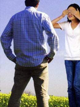 Choáng vì khách khoe hàng