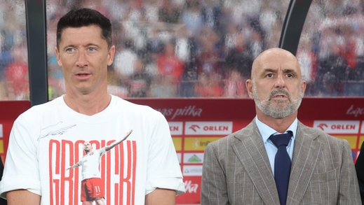 Robert Lewandowski từ chối thi đấu cho đội tuyển Ba Lan vì mẫu thuẫn với HLV