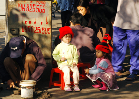 Tàu ‘ma’ trăm tỷ bán rẻ hơn sắt vụn