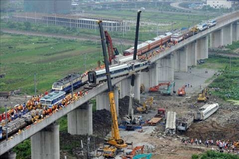 Dứt khoát với chuyện cao tốc