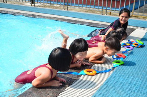 Giúp trẻ 6-36 tháng tuổi làm quen với việc học