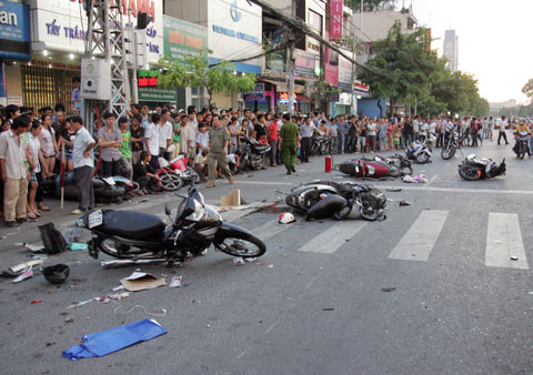 'Tai nạn giao thông phức tạp, chưa thấy ai chịu trách nhiệm'