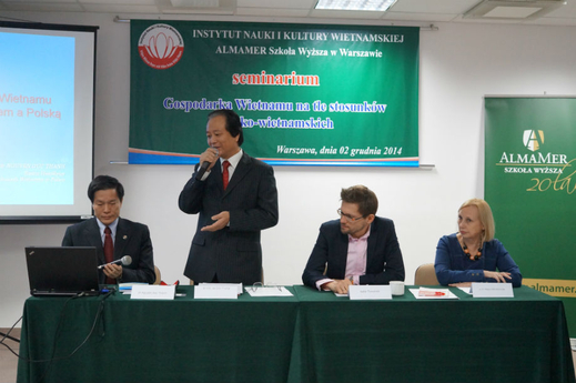 Hội thảo khoa học về kinh tế Việt Nam tại Vác-sa-va