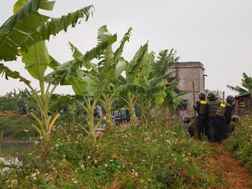 Bốn người trong nhà ông Đoàn Văn Vươn bị đề nghị truy tố tội "giết người"
