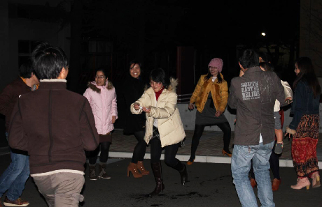 Hương Tết Việt ở xứ “Mặt trời mọc”