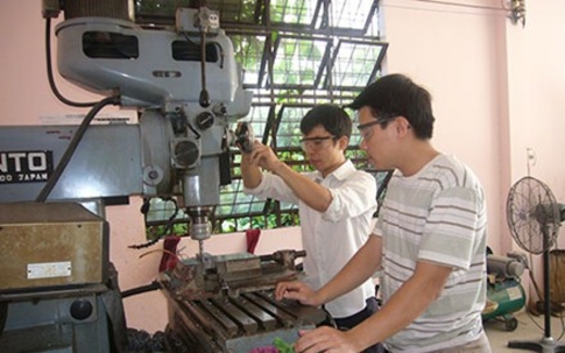 Sang Nhật giá trên trời!