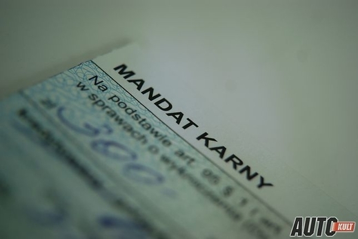 Những điểm phạt hay bị lái xe lãng quên. Mức phạt lên tới 350 zł