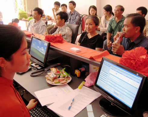 Hết cơ hội mua vé máy bay Tết?