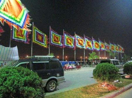 Cả nước "vào cầu", toàn dân "đánh quả"?