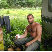 Sống không tiêu tiền trong suốt một năm