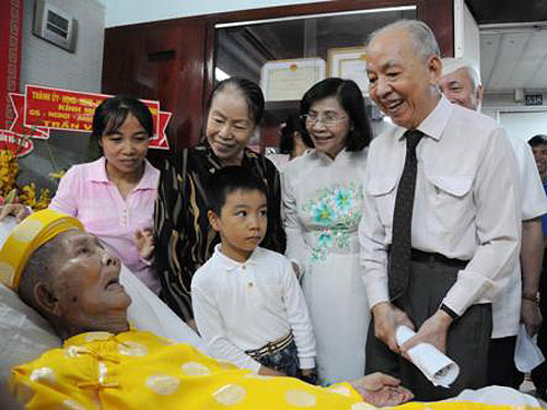 Vĩnh biệt Giáo sư Trần Văn Giàu!