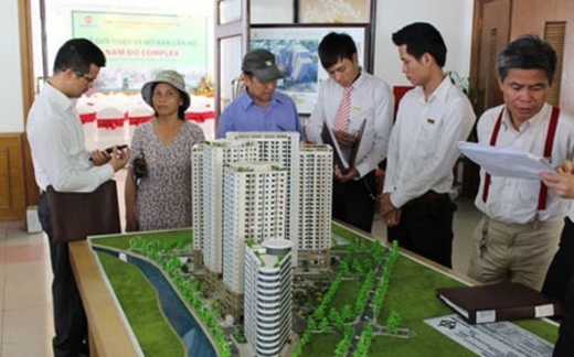 Tiền có chảy vào bất động sản?