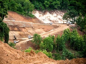 Chính quyền Lào khẳng định tạm hoãn xây dựng đập thủy điện Xayaburi