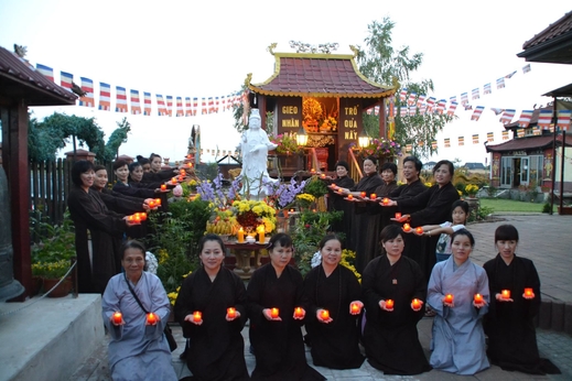 Vì một đời sống tâm linh lành mạnh cho Kiều bào