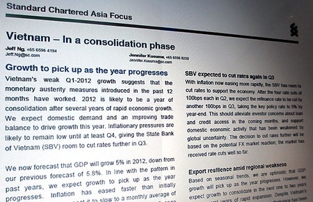 Standard Chartered: Lãi suất sẽ giảm tiếp trong quý 3
