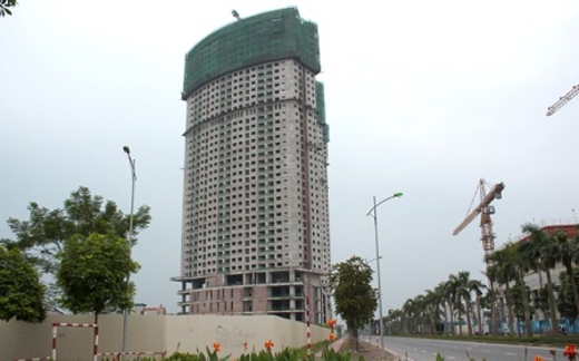 Thị trường bất động sản xuất hiện tiền "chênh"