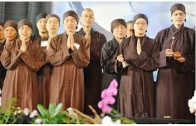 Thông báo: Giao lưu Phật pháp với quí thày trẻ từ Trung tâm thiền Làng Mai.