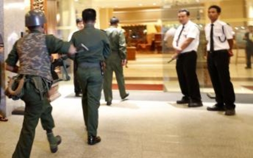 Phương Tây kêu gọi cảnh giác khi đến Miến Điện, sau một loạt vụ nổ