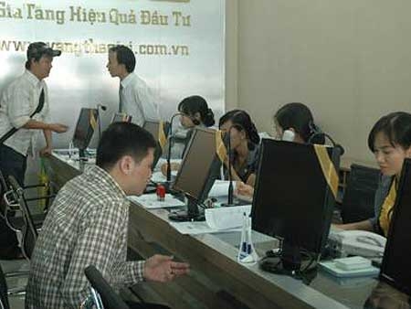 Sàn vàng đóng cửa chưa triệt để