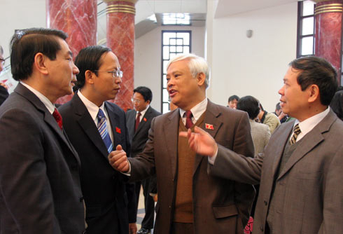 'Đừng biến thủ đô thành khu tự trị'
