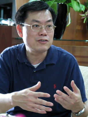 GS Nguyễn Văn Tuấn: Trọc phú mới tin "kim ngân phá lệ..."