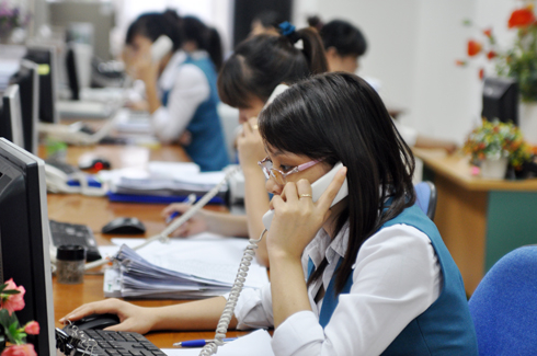 Nhân viên ngân hàng đối mặt nguy cơ thất nghiệp