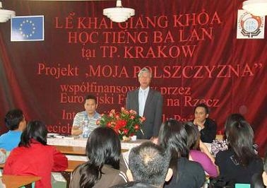 KRAKÓW KHAI GIẢNG KHÓA HỌC TIẾNG BA LAN