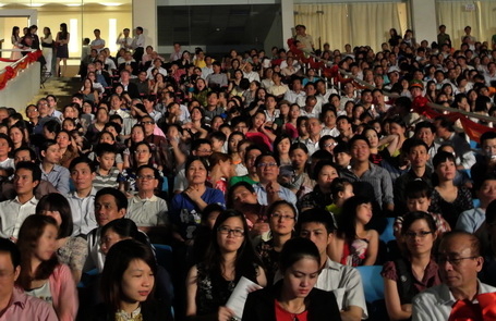 Vịnh Hạ Long chính thức là Kỳ quan thiên nhiên thế giới