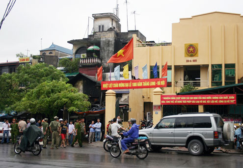 Lựu đạn nổ tại trụ sở công an, hai người thiệt mạng