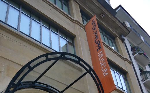 Đồng hồ…Ba Lan?