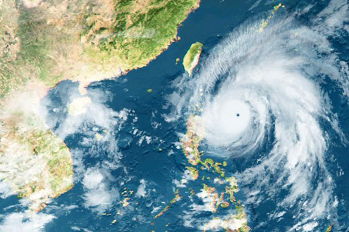 Siêu bão cấp 17 tiến sát biển Đông