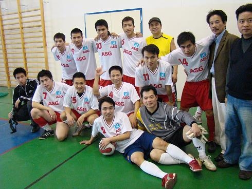 Giải bóng đá tranh CUP của chủ tịch Hội doanh nghiệp quận Lesznowola