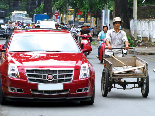 Người Việt tiêu xài lạc quan nhất thế giới!