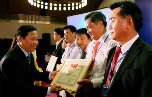 Tiên phong đổi mới, cùng nhau làm giàu