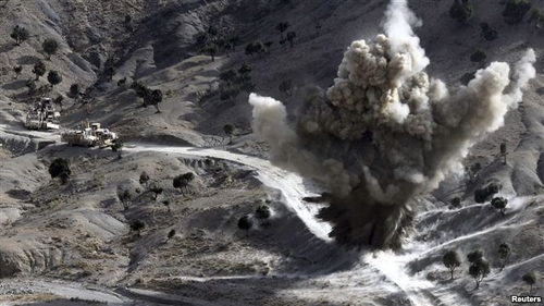 Bạo động ở Afghanistan: 1 binh sĩ NATO, 11 thường dân thiệt mạng