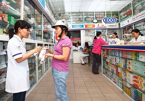 Bất lực với giá thuốc