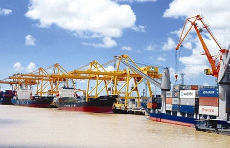 100.000 tỉ đồng có cứu Vinalines khỏi “mắc cạn”?