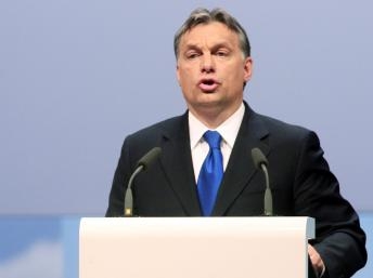 Sửa đổi luật giáo dục: trước áp lực của giới trẻ, chính phủ Hungary tạm lùi bước