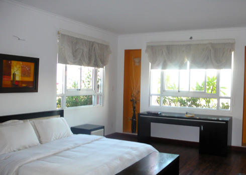 Penthouse Việt mỏi mắt tìm khách mua
