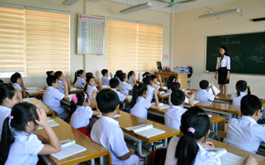 Để 'thầy ra thầy'?