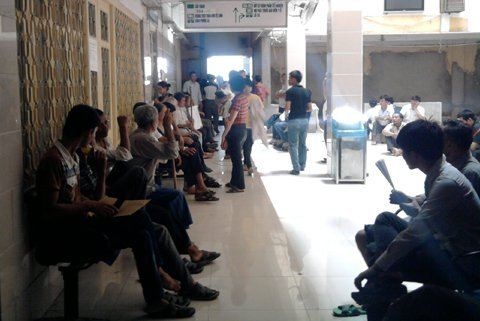 "Thu tiền chênh lệch: Bệnh viện không sai!"