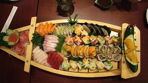 Những bữa tiệc “chùa” xa hoa của teen girl Hà thành