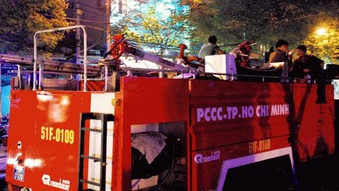 Hân hoan chào 2010