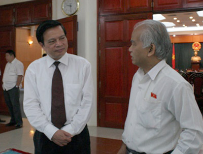 “Không thể nói: bỏ HĐND, các mặt đều… tốt hơn”