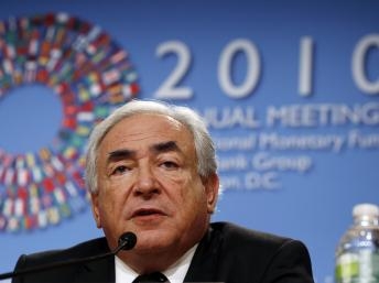 Nhiều rủi ro đang đe dọa đà phục hồi kinh tế toàn cầu (IMF)