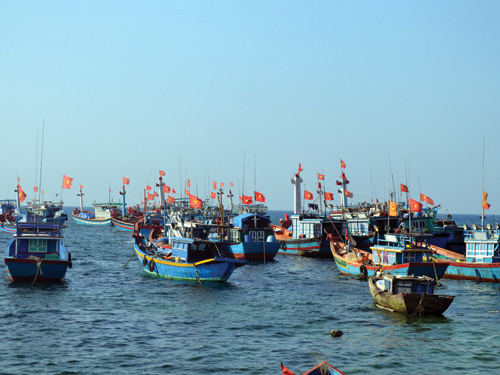 Đóng tàu thép cho ngư dân