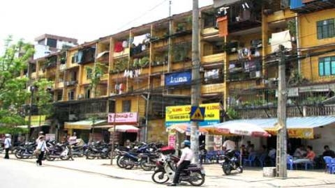 Chung cư cũ giảm giá, mất dần vị thế
