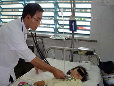 Ngộ độc thuốc nhỏ mũi ở trẻ em