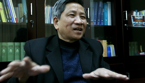 Không thể lúc nào cũng “nhường” người khác phát biểu